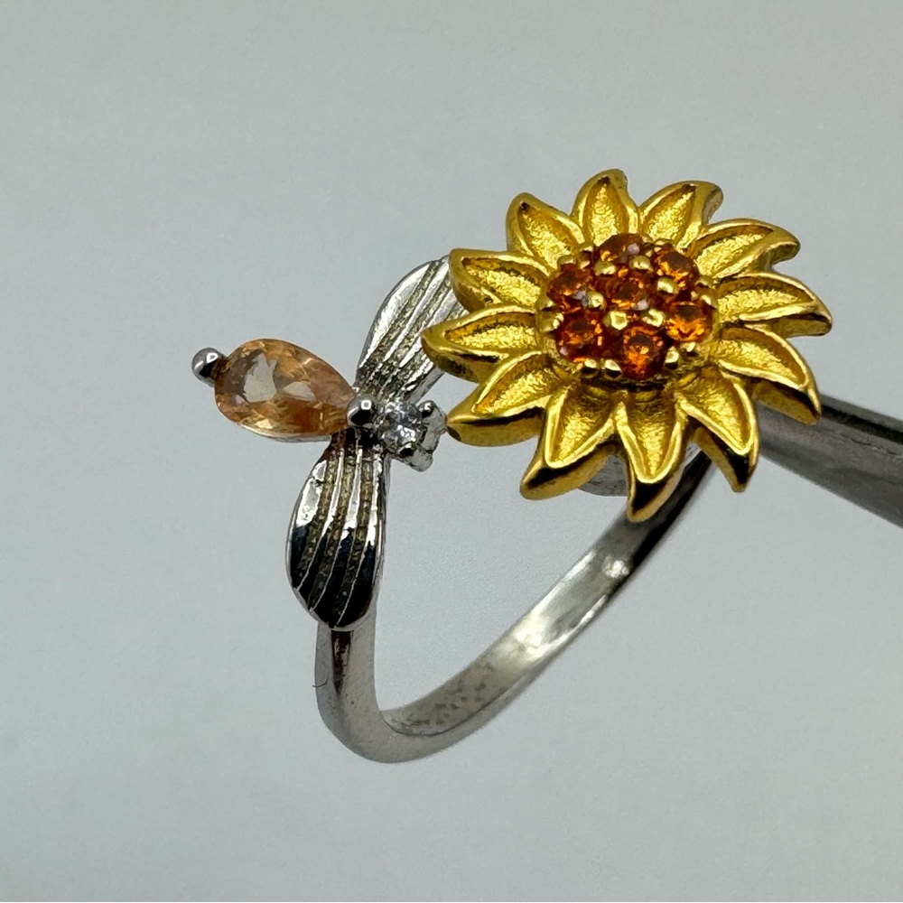 Silver Tone Adjustable Spinner Flower Ring Cubic Zirconia Statement - Picture 5 of 7
